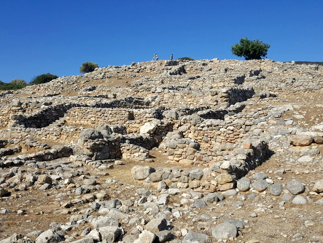 I Know A Place Where There Are A Lot Of Old Things - The Minoans Of Crete