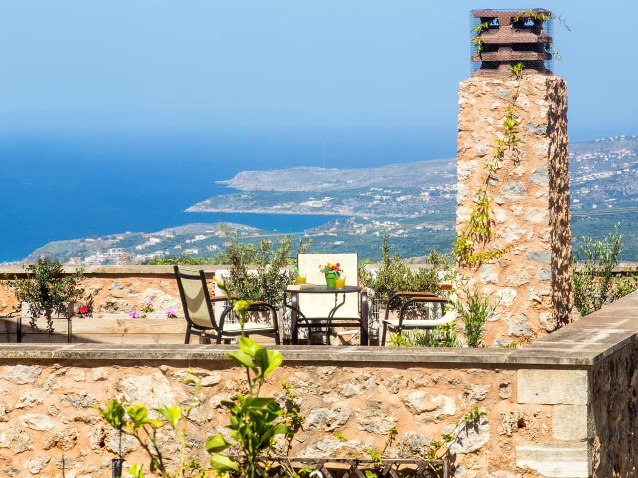 Guest Review - Stay In Crete Abelos Villa, Samonas, Belmondo Hotel