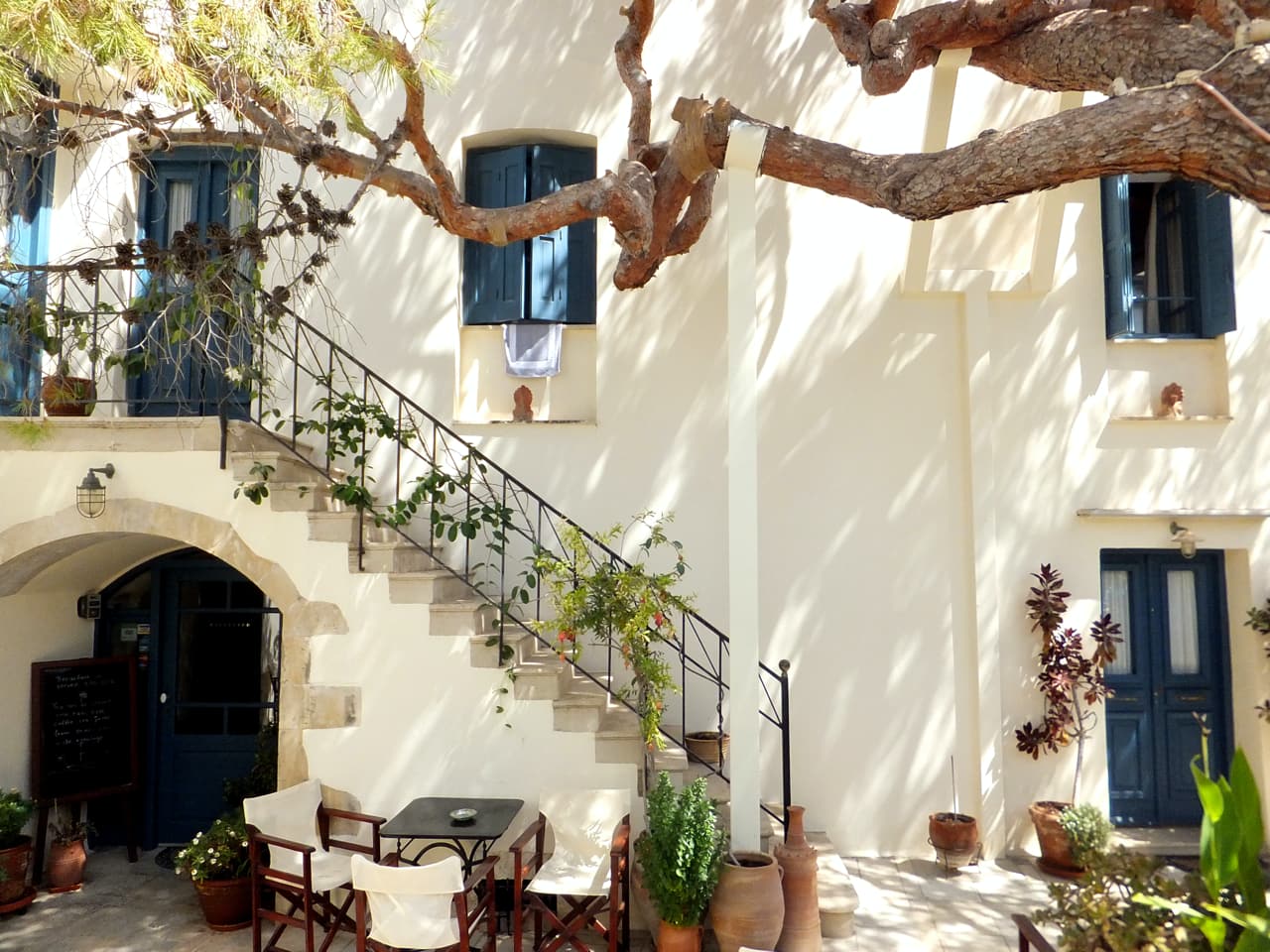 Villa‬ ‪‎Kynthia‬, Panormo Village, Rethimno, Crete An Old Restored Building