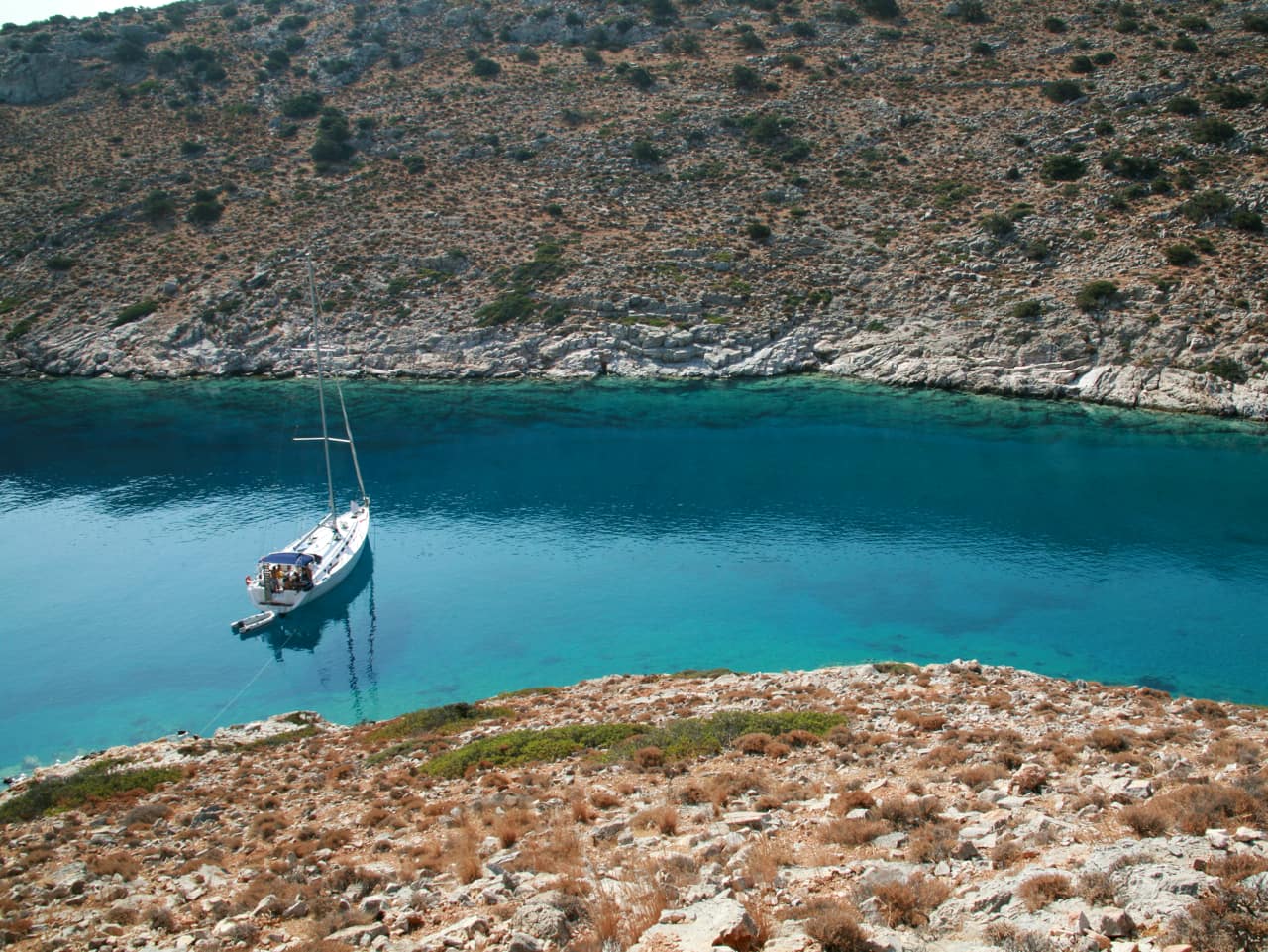 Sailing Adventure To Dia Island With Organic Lunch