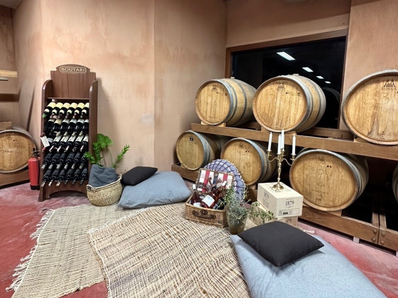 Scalarea Estate Winery at Skalani Village, wine tasting tours, wine tasting courses, boutari winery, best winery crete, heraklion winery to visit, bio winery crete