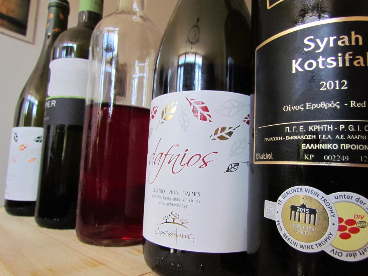 The secret aromas of Cretan wines, A fascinating tour guided by an Enologist, wine tasting workshop heraklion crete, activities heraklion crete, learn more cretan wine, best wine tasting tour crete, things to do heraklion crete, cretan food and wine