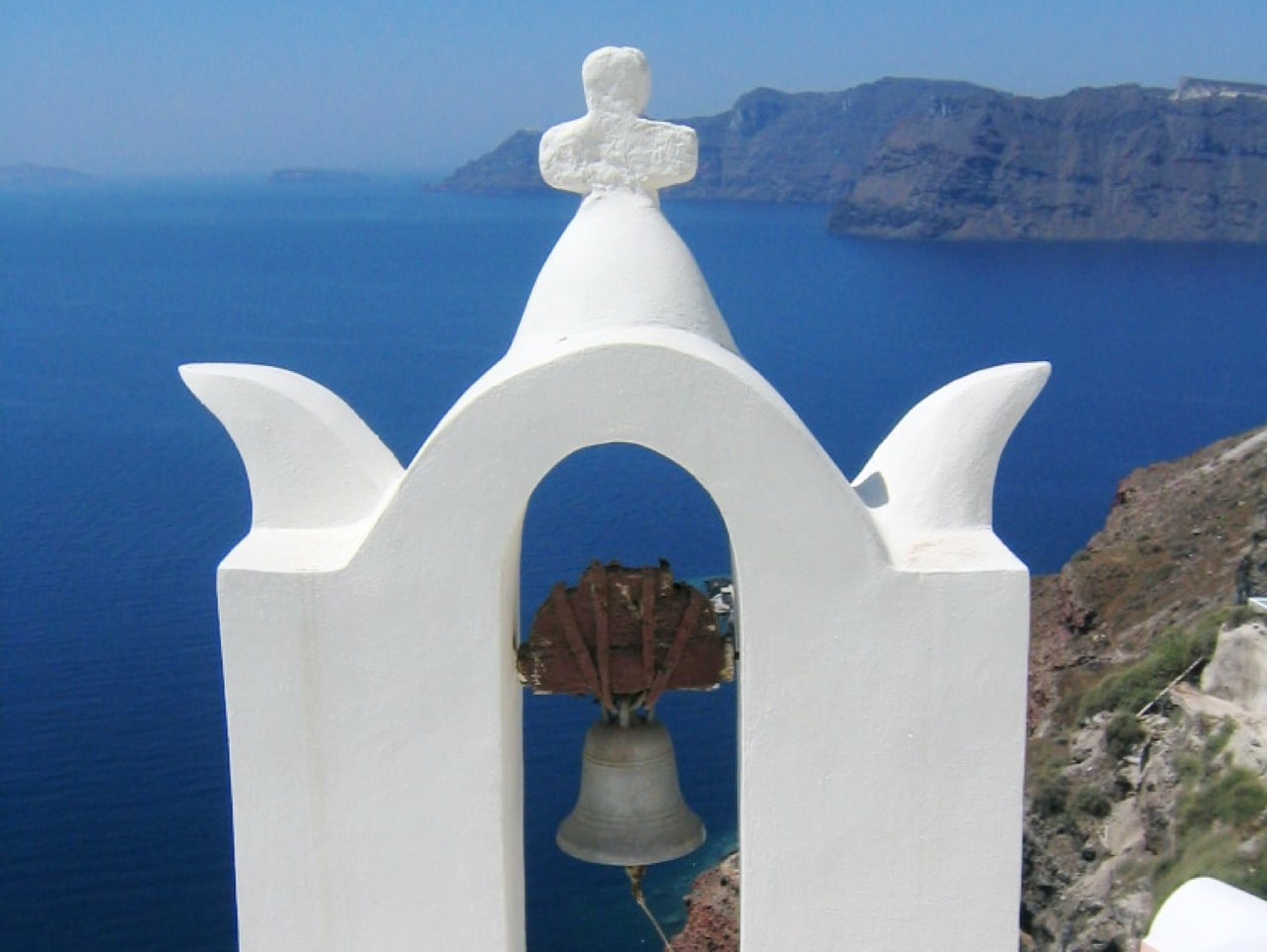 Sailing Weekly Charters heraklion Crete, greek islands sailing cruises, santorini sailing cruise from heraklion, milos sailing cruise, sikinos sailing cruise, kithira sailing trip, anafi sailing trip, mykonos sailing trip, best sailing cruises greece