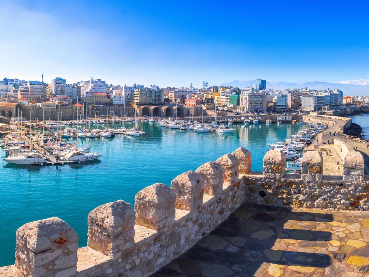 A Tour of the City of Heraklion crete, cultural tour iraklion crete, heraklion crete activiities, heraklion city tour self guided, best places to visit heraklion, what to do heraklion crete, koules fortress, morosini krini, st titos, st minas church, food tour heraklion