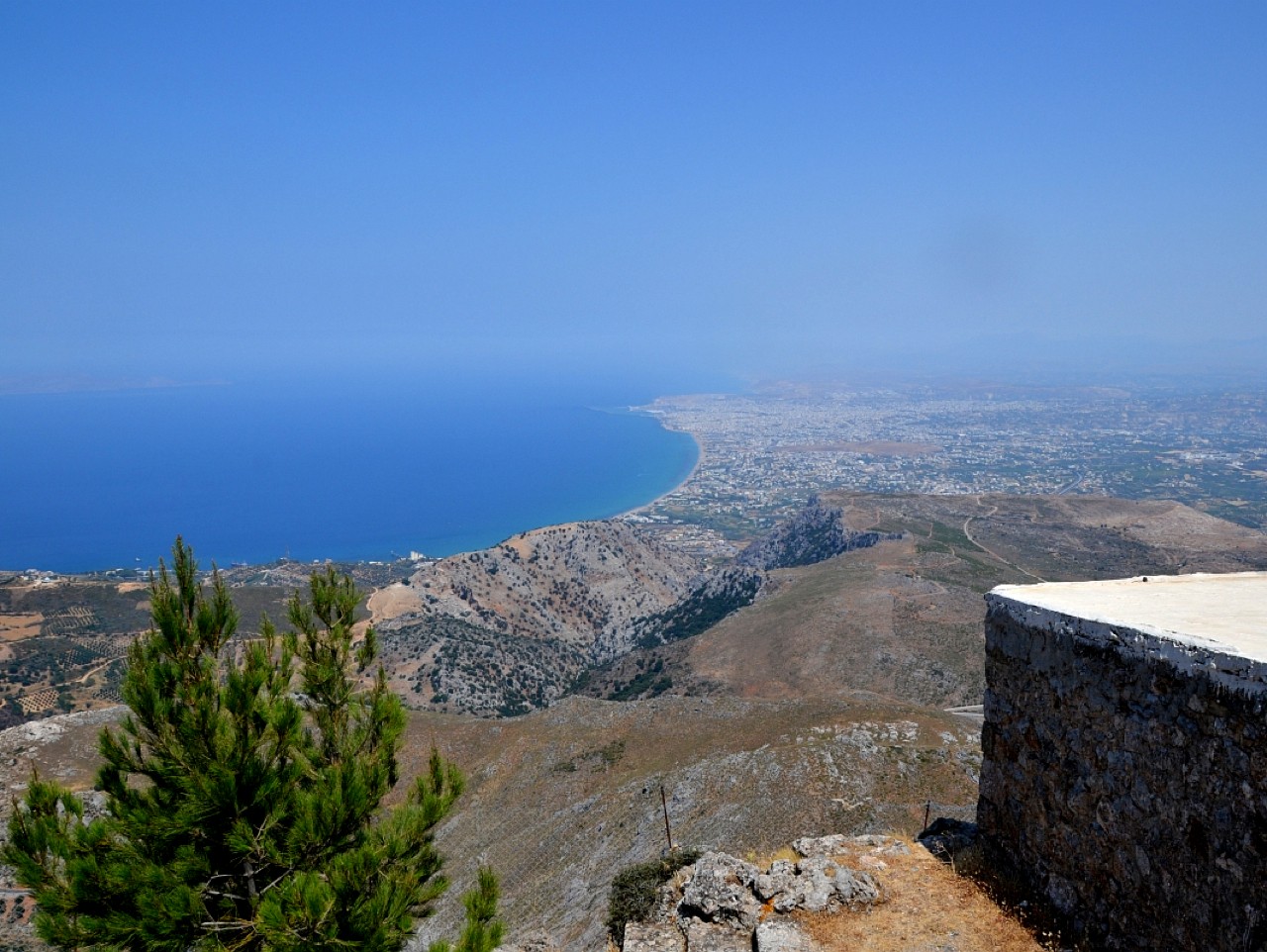 Stroumboulas Mountain Day Hiking Trip, crete hiking trekking, hiking nearby heraklion crete, best activities crete, stouboulas mountain hiking trekking