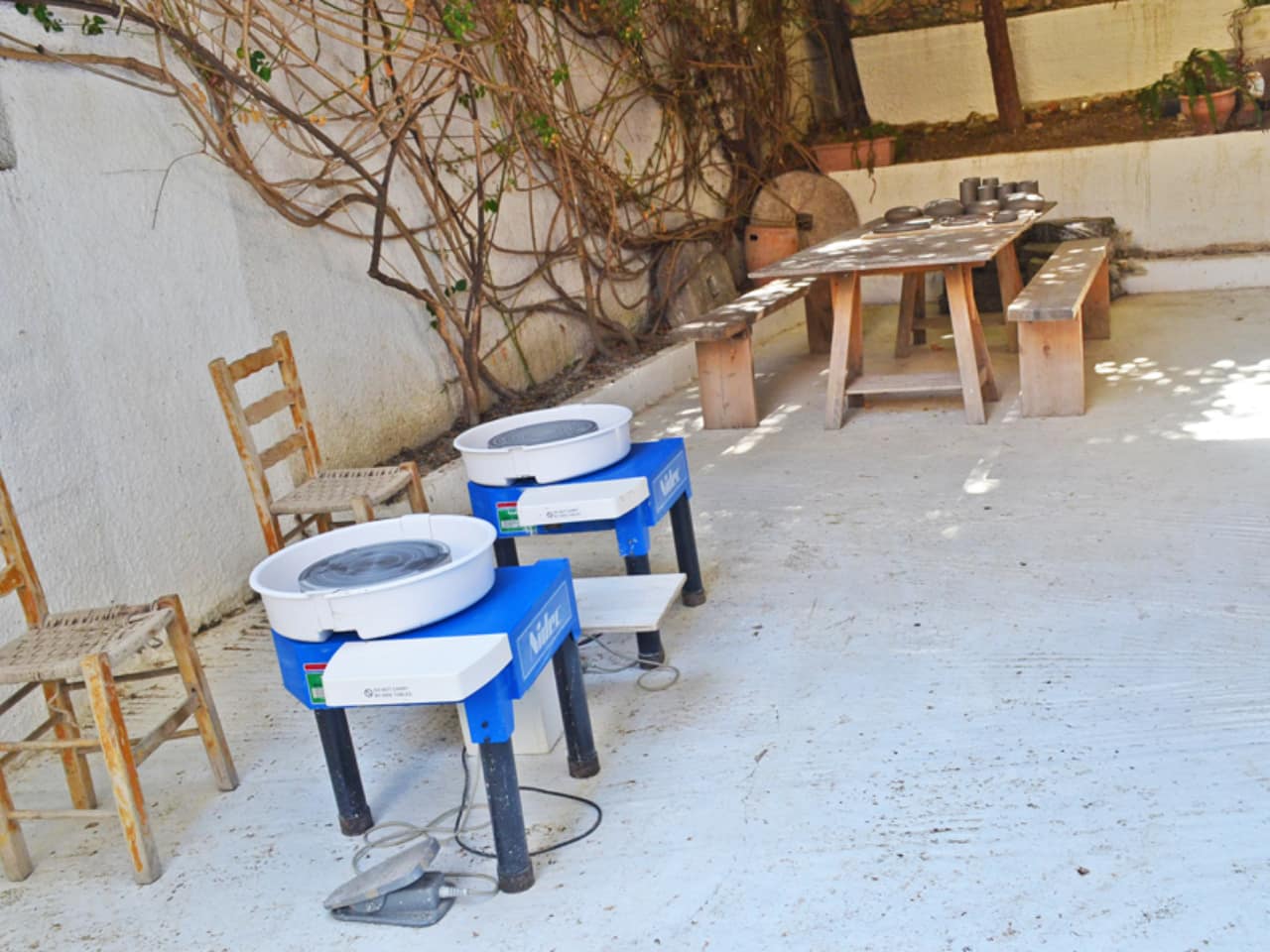 Five-day Ceramic Workshop Margarites Village Crete, best ceramic workshop rethymno crete, ceramic workshop rethimno crete, activities rethimno crete, art creativity workshop crete, things to do crete, best ceramic studio rethimno crete, ea ceramic workshops 
