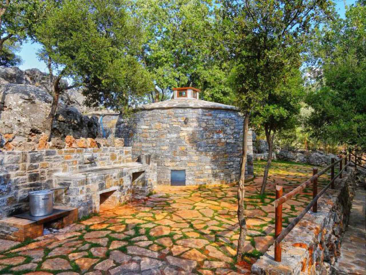 Rethymnon Tour To Explore Shephard’s Hut and Cheese Making Process, halepa monastery jeep safari tour, axos village chesse making tour, activities rethimno, cheese making best activity crete, best jeep safari tours chania rethimno, crete activities 