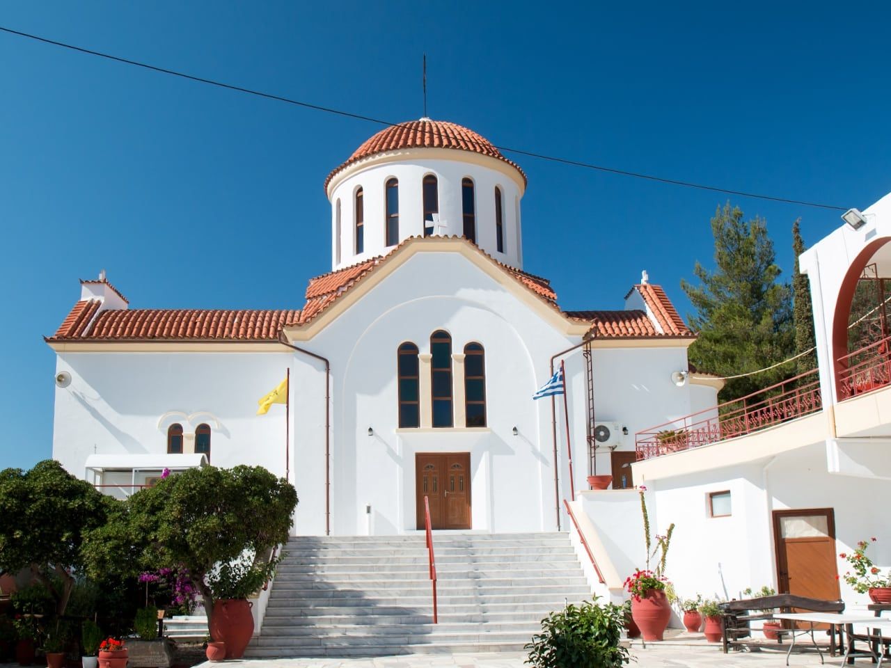 Most fascinating e-bike experience and love story in central Crete, ebike tours crete, episkopi crete e-bike tour, crete travel, crete activities, bicycle tour heraklion crete, e bicycle tours crete, crete cycling, Soulouksina, the e-bike experience in Crete