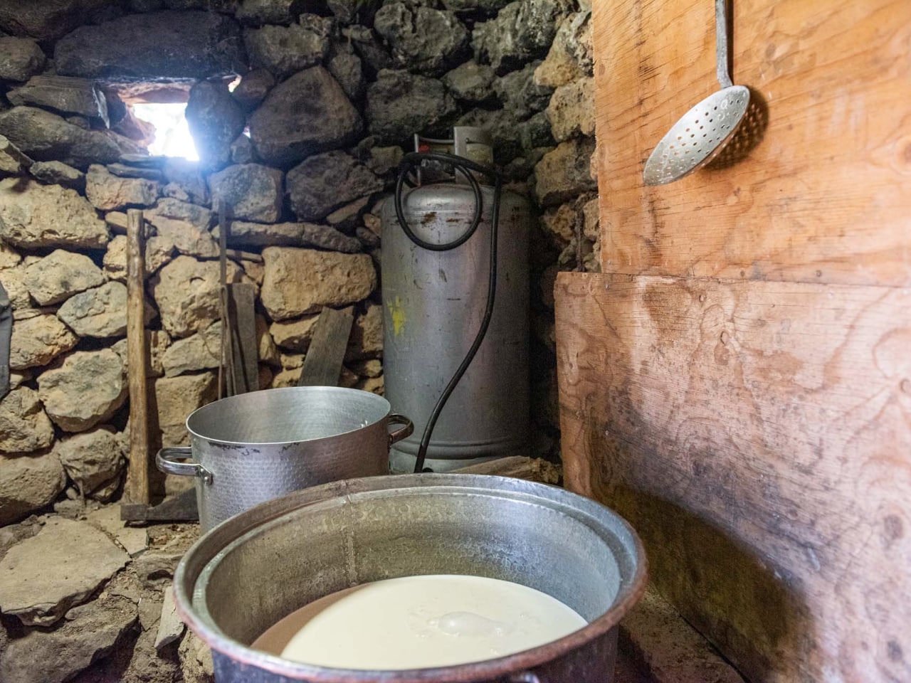 Traditional Cooking Lesson a Mitato Shepherds Hut, kroustas village cooking lesson, kroustas forest jeep safari, kroustas traditional cooking lesson, cretan gastronomy, cretan cheeses, adventurous jeep safari crete, cook like a local crete