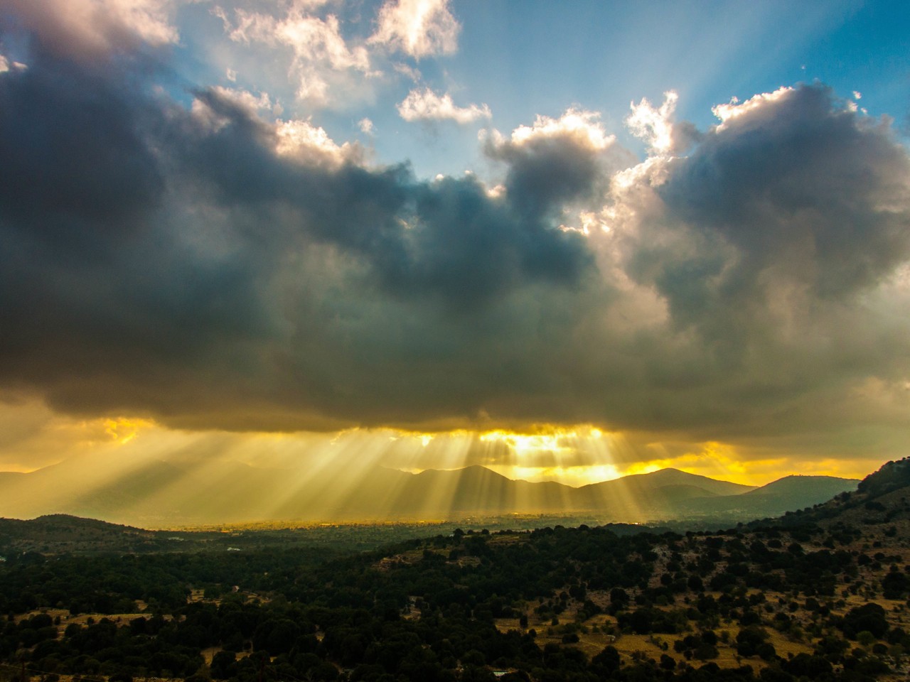 Spathi Hiking Day Trip, spathi east crete hiking trip, best hiking trip crete, spati hiking tour, spathi dikti mountain hiking trekking tour, activities east crete, activity east crete, lasithi region best activities