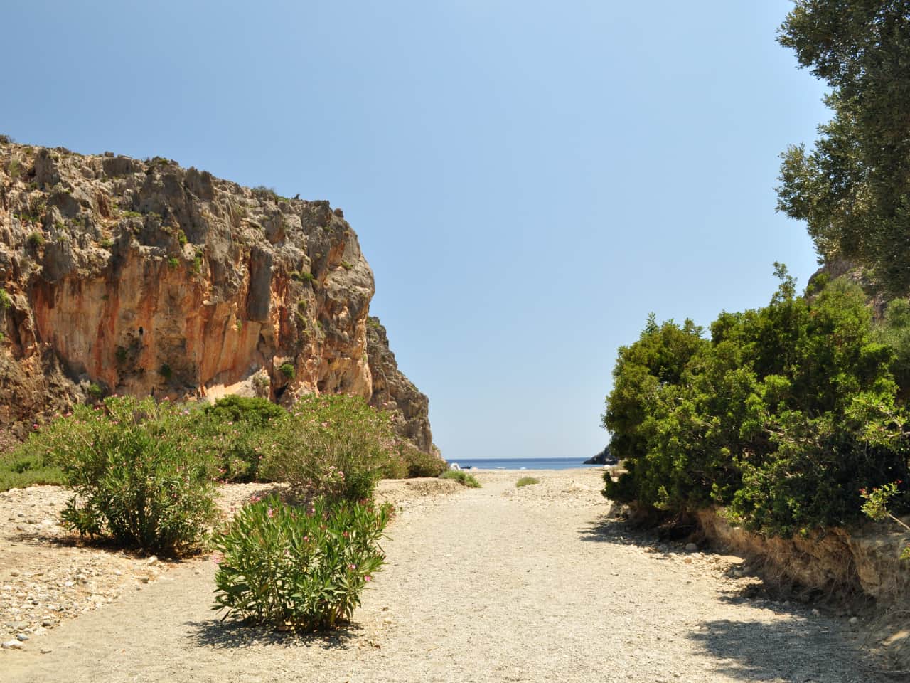 Agiofaraggo Aghiofaraggo, Agiofaragko, Ayiofaraggo Beach, south heraklion best beaches, best beach heraklion crete, activities heraklion