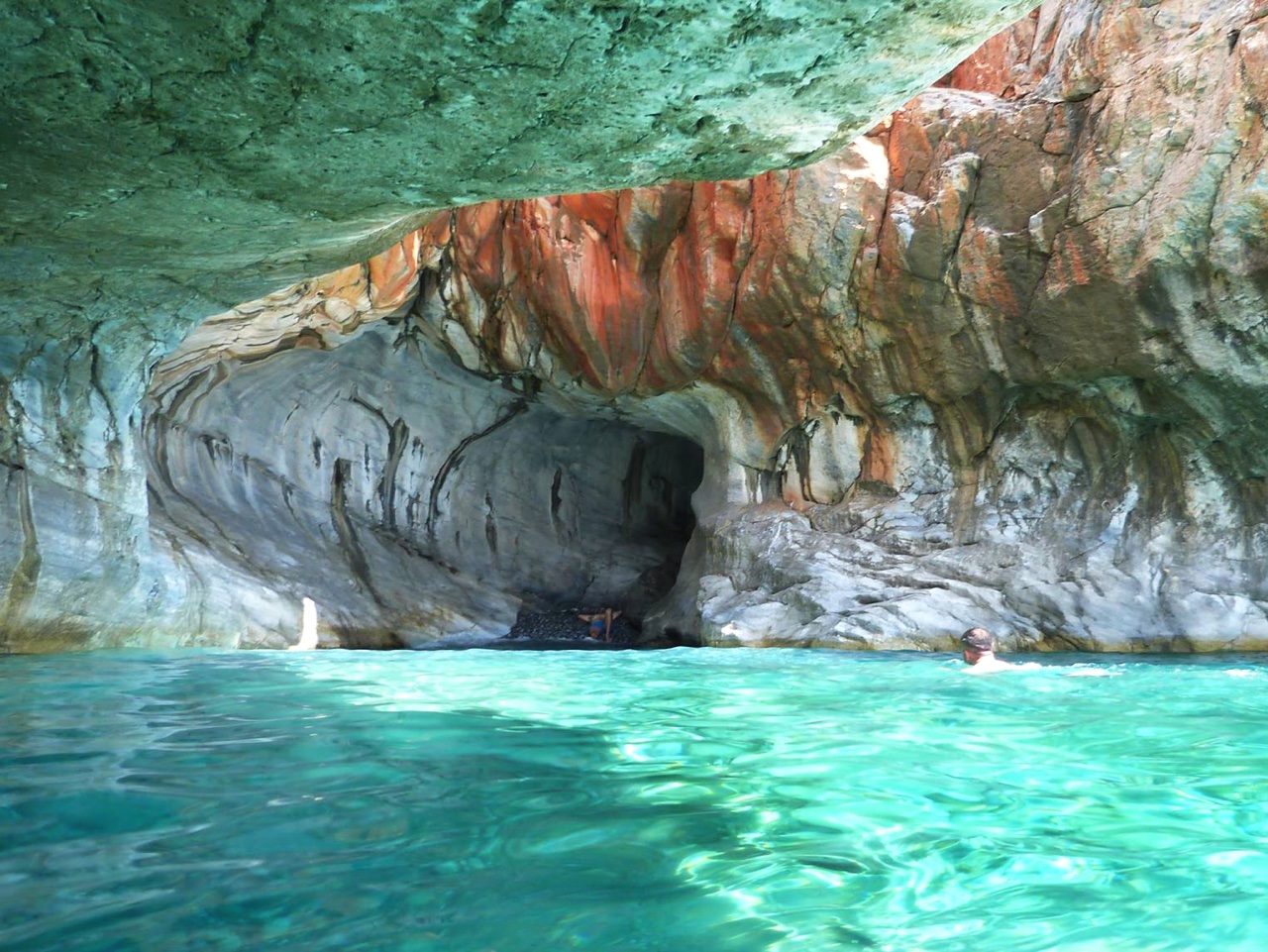 Full-Day Guided Hiking Trip Imbros Gorge, hiking trip Marmara Marble Beach, hiking trip chania crete, trekking hiking sfakia loutro, e4 european path hiking crete, activities chania crete, best activity chania crete