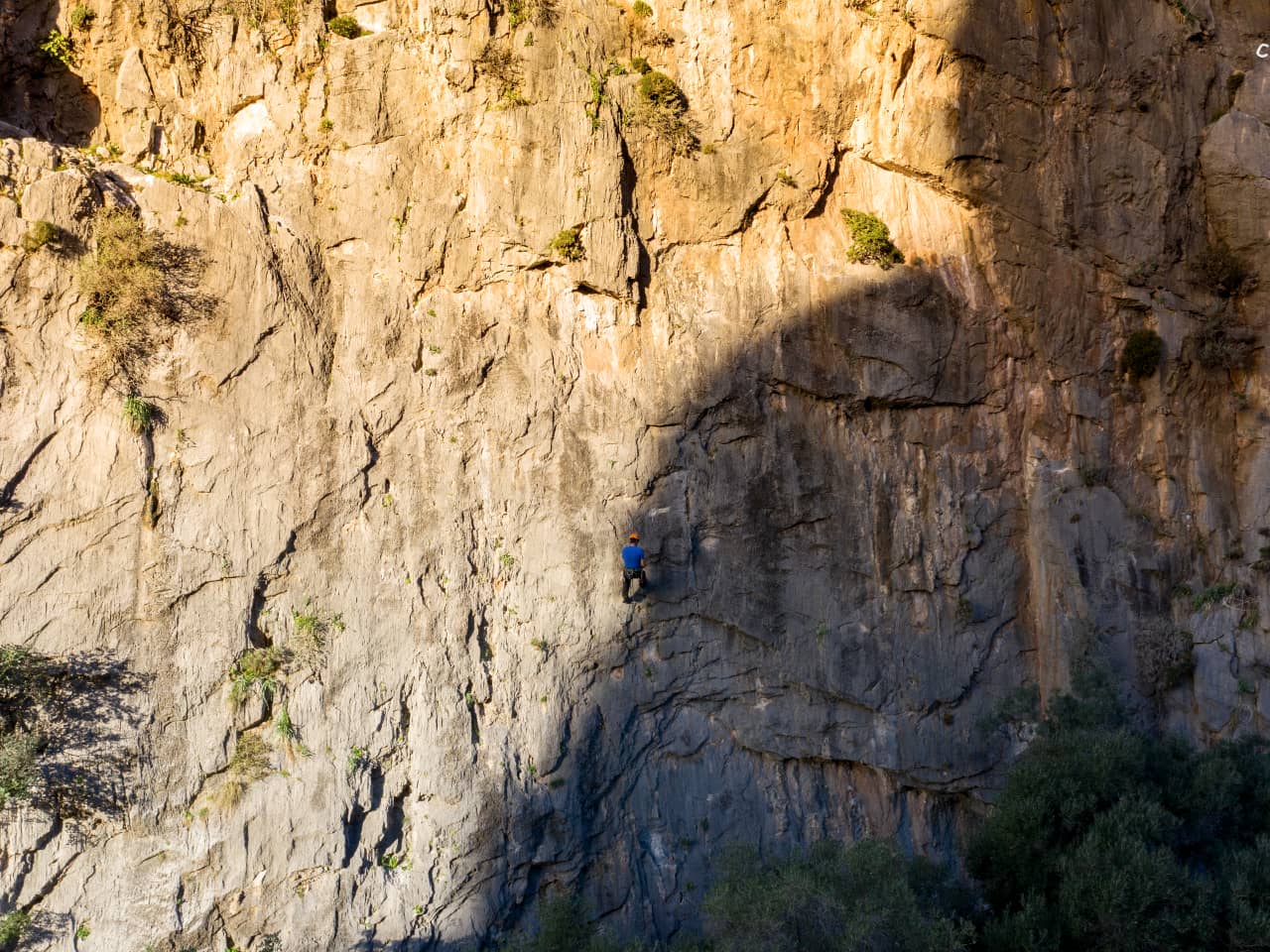 3 day rock climbing agiofaraggo Crete, agiofarago crete climbing, activities crete, south heraklion activity climbing, multi day climbing activity crete, best things to do crete, the crete you are looking for
