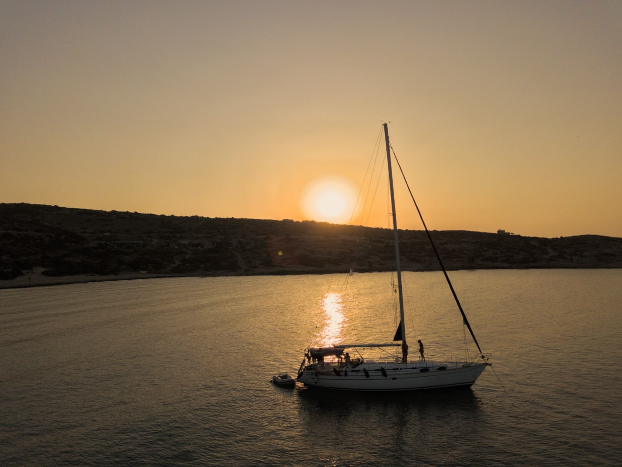 Sunset Sailing Trip In Sfakia Area & Loutro Village, sunset sailing chania region crete, sunset sailing south chania crete, best sailing couples trip, sunset couples romantic, sunset sailing trip loutro, sunset sailing sfakia, sunset sailing chora sfakion