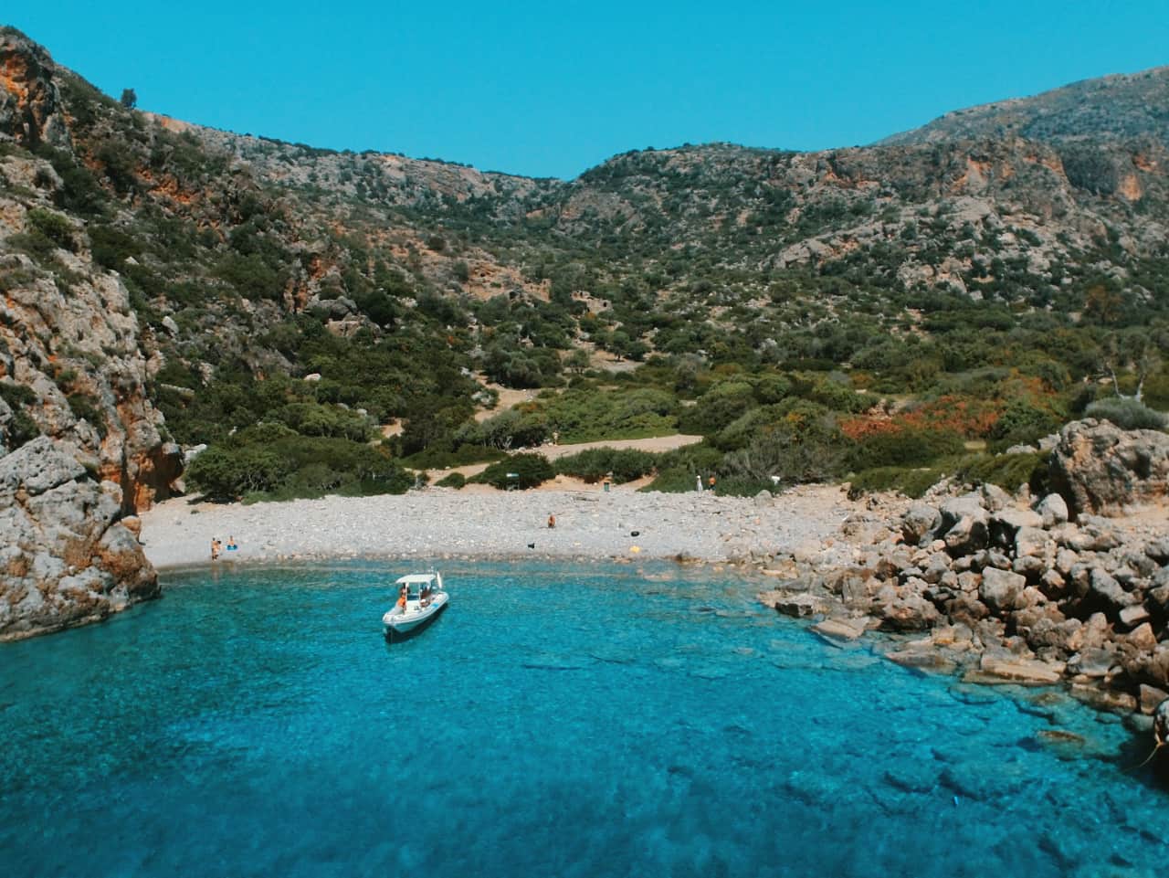 Full Day Boat Trip To Elafonissi, boat trip lissos sougia, boat trip loutro village, boat trip paleochora crete, best boat trips south crete, boat trip to kedrodasos elafonisi, boat trip south chania crete, best boat trip activities sfakia crete, sfakia activities 