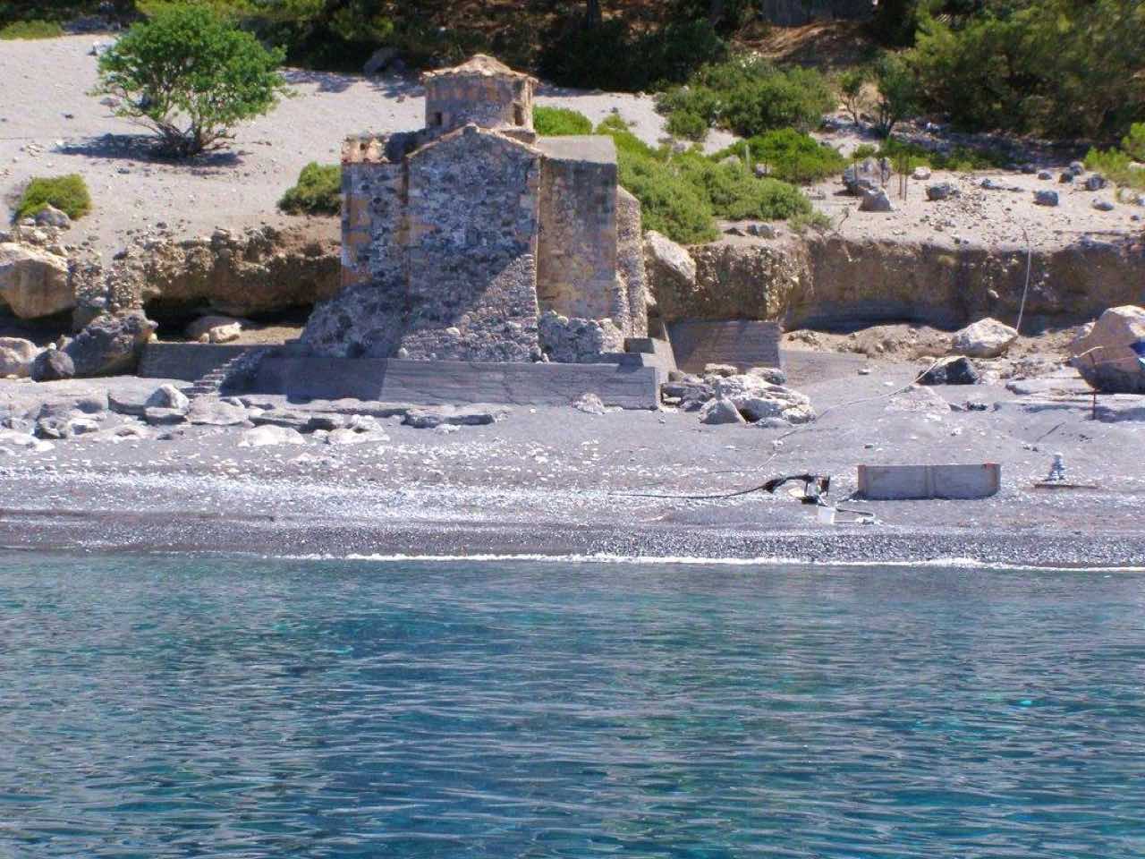 Boat Trip To Best Beaches of South Chania, loutro boat trip, sfakia boat trip, south chania beaches boat trip, marmara boat trip, kalogeros beach boat trip, agios pavlos st paul boat trip, fournoti beach boat trip, best boat trips sfakia crete