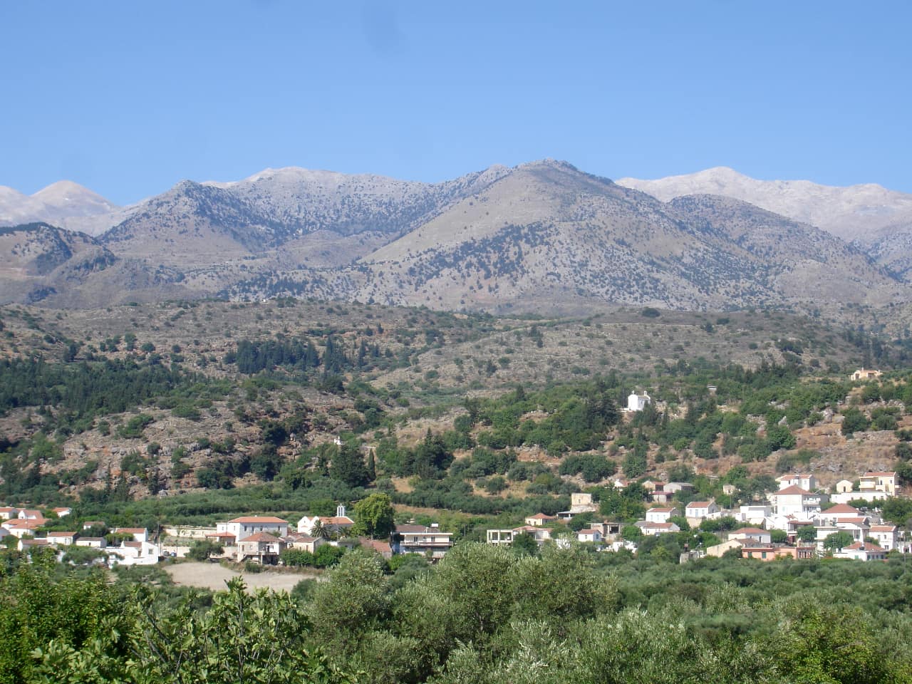 Pemonia Village in Chania 