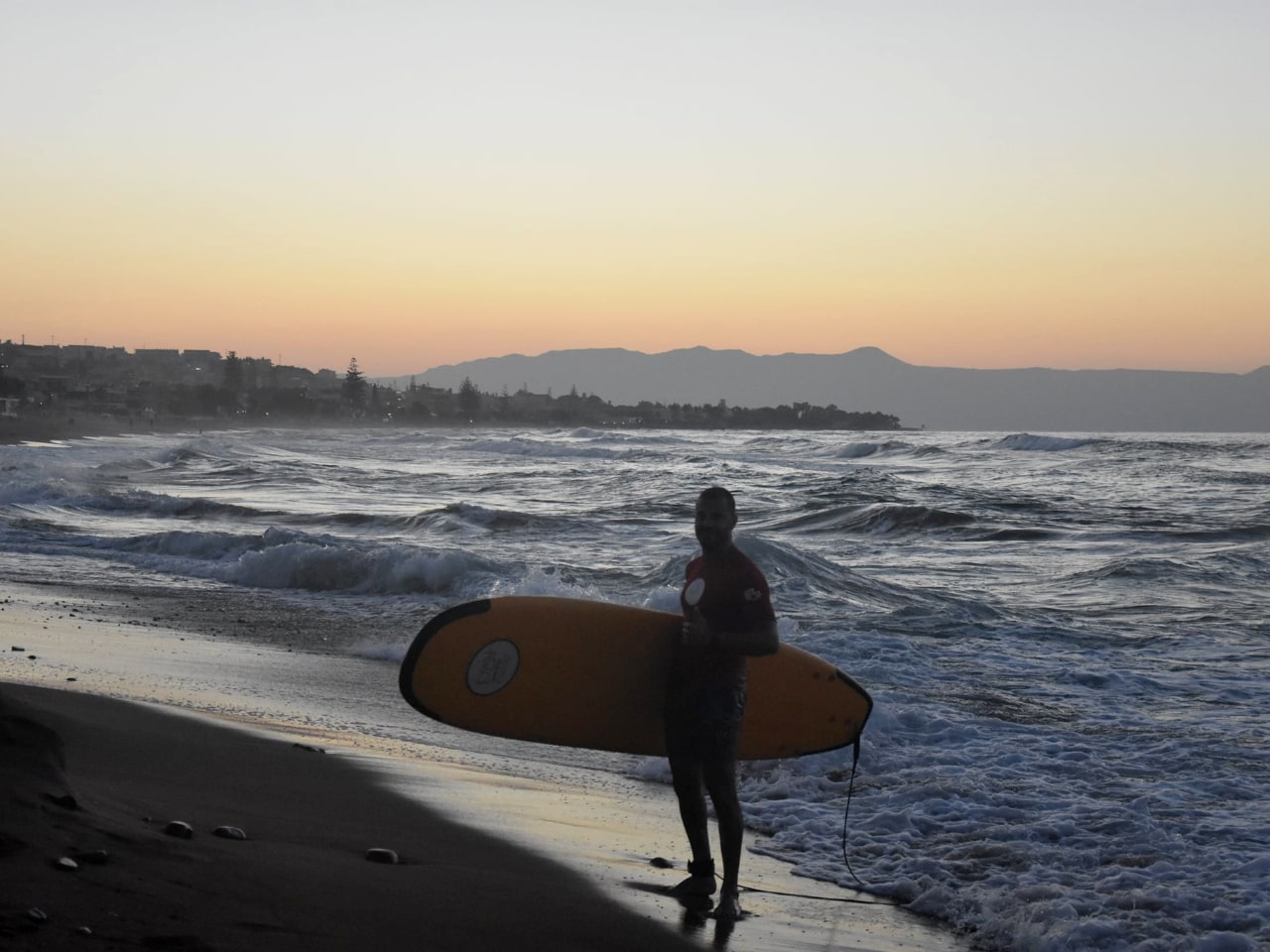 surf lessons chania crete, surfing lessons chania crete, sup lessons chania crete, best surfing club chania, where to surf chania crete, where to sup chania crete, best surf instructor chania crete