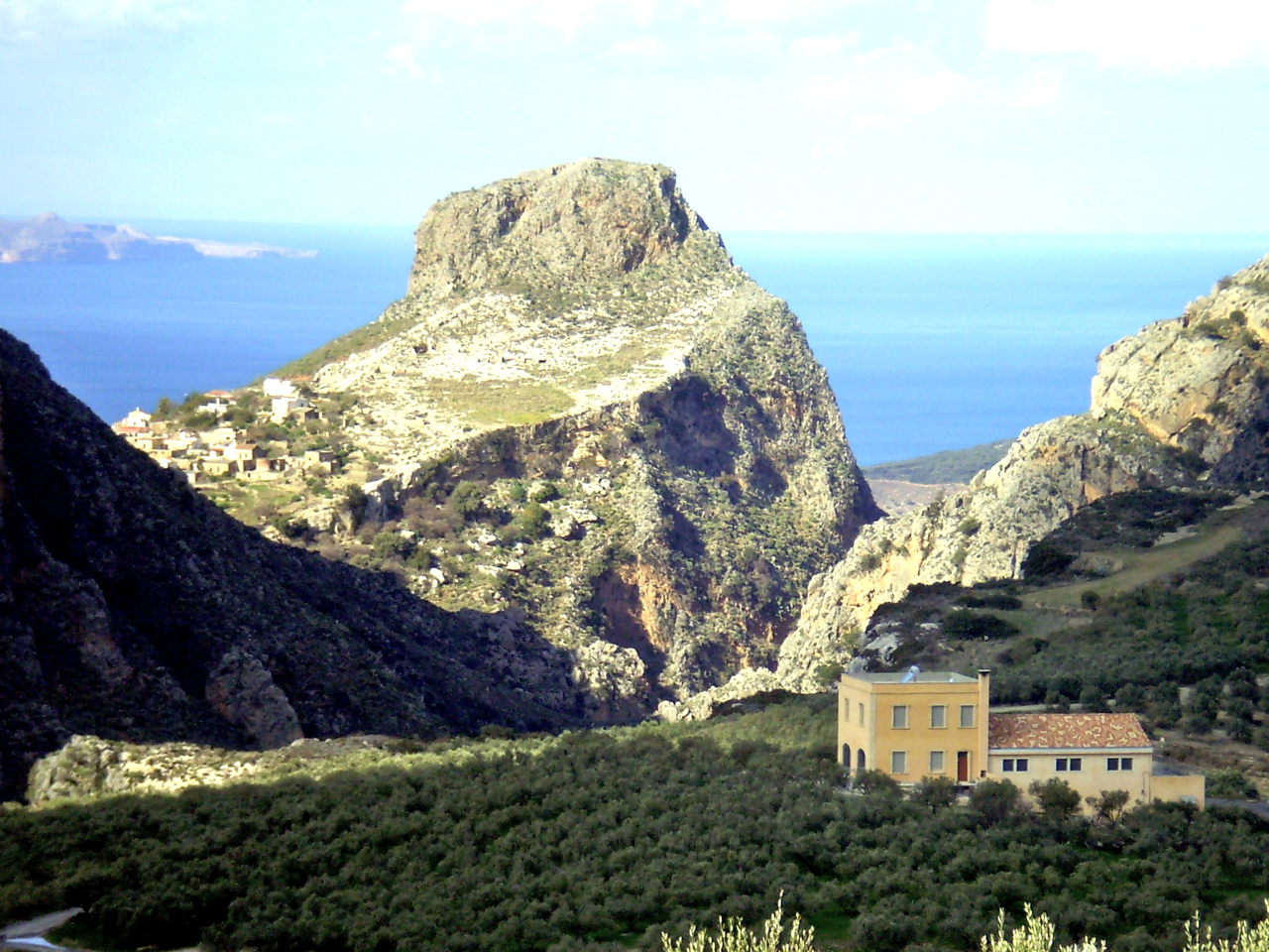 bioleas astrikas estate, olive oil crete, oiive oil tasting, activities crete, private tours crete, crete travel 