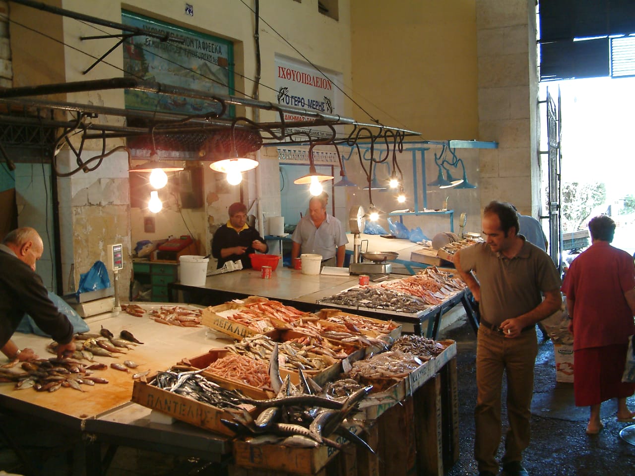 delicious chania food tour, private tour chania crete, best tour chania town, food tour chania crete, best foodie tour chania crete