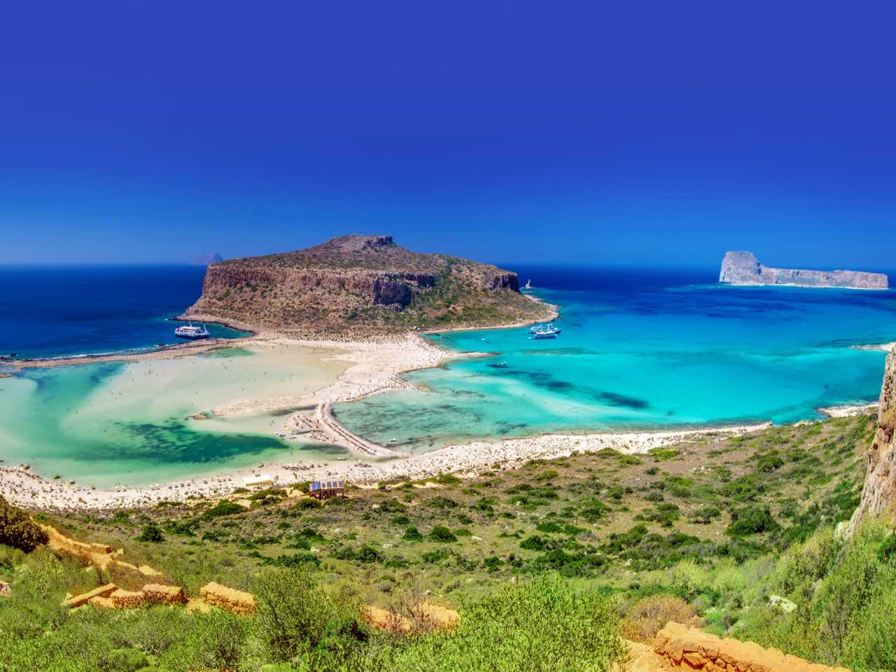 Private Speedboat Charter to Balos Lagoon Gramvousa Island, best speedboat tours chania crete, best boat trip to gramvousa balos lagoon, best activities chania crete