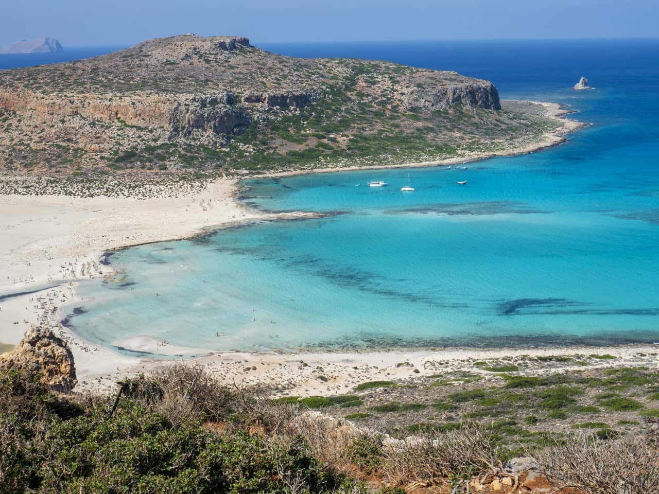 Daily Yacht Cruise Balos Lagoon Chania, Daily Yacht Cruise Gramvousa island Chania, best daily boat trip balos gramvousa, best activities chania crete, best boat cruises chania crete