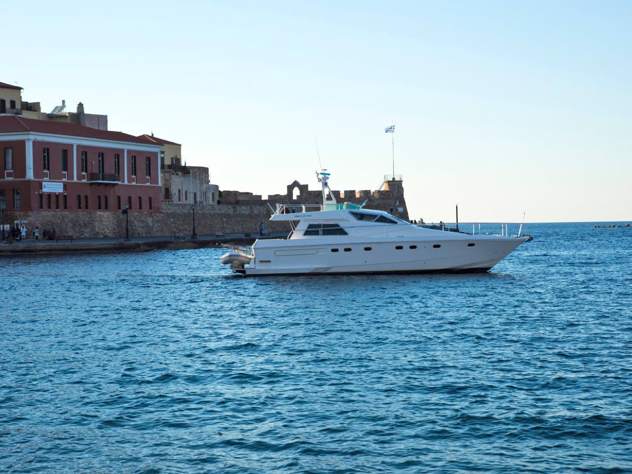 Daily Yacht Cruise Balos Lagoon Chania, Daily Yacht Cruise Gramvousa island Chania, best daily boat trip balos gramvousa, best activities chania crete, best boat cruises chania crete