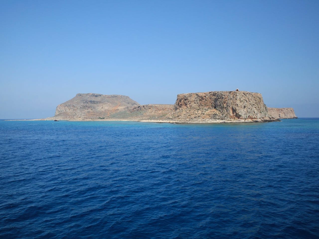 Daily Yacht Cruise Balos Lagoon Chania, Daily Yacht Cruise Gramvousa island Chania, best daily boat trip balos gramvousa, best activities chania crete, best boat cruises chania crete