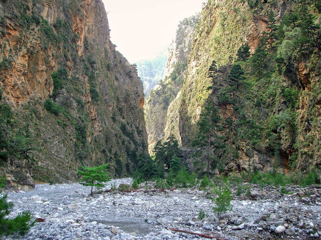 Samaria Small Group Guided Tour, Samaria Gorge Private tour, best guided tour samaria, chania starting samaria gorge tour, samaria gorge small quality tour, best tour for samaria chania, activities chania crete, activities hania crete, samaria gorge hiking trekking