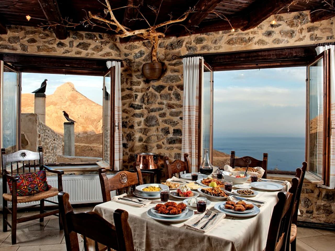 thalori tavern restaurant kapetaniana crete, thallori tavern crete greece, traditional restaurant thalori crete, cretan cuisine thalori restaurant