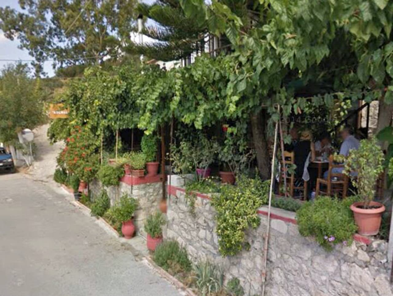 taverna kosmas herakliion stamnoi, stamnoi village kosmas restauarant, kosmas eatery stamni episkopi crete, kosmas eatery stamnoi village, cretan cuisine heraklion 