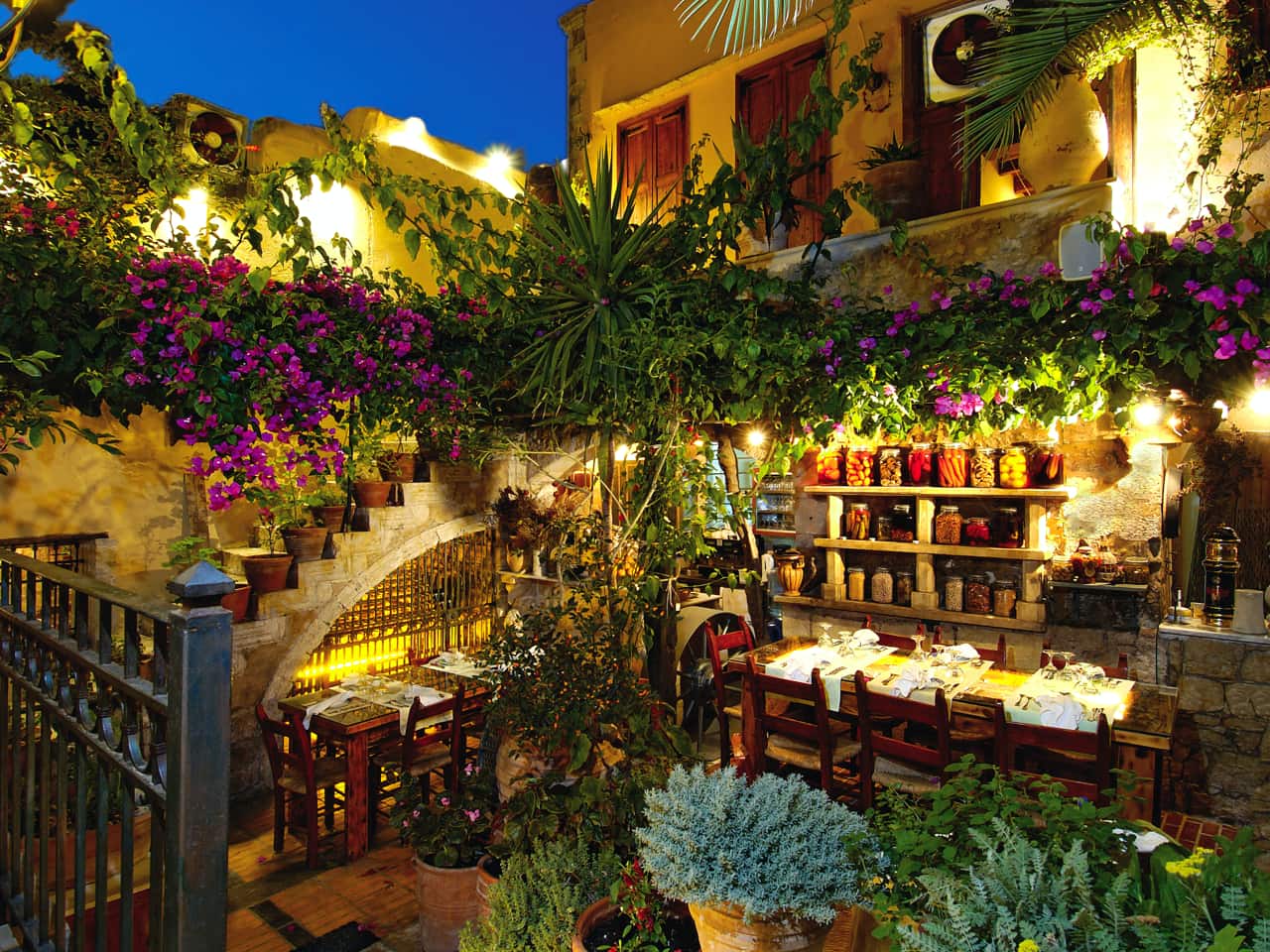 avli restaurant rethimno, avli restaurant rethymno crete, rethimno where to eat, gastronomy rethimno crete, best restaurant rethymno town