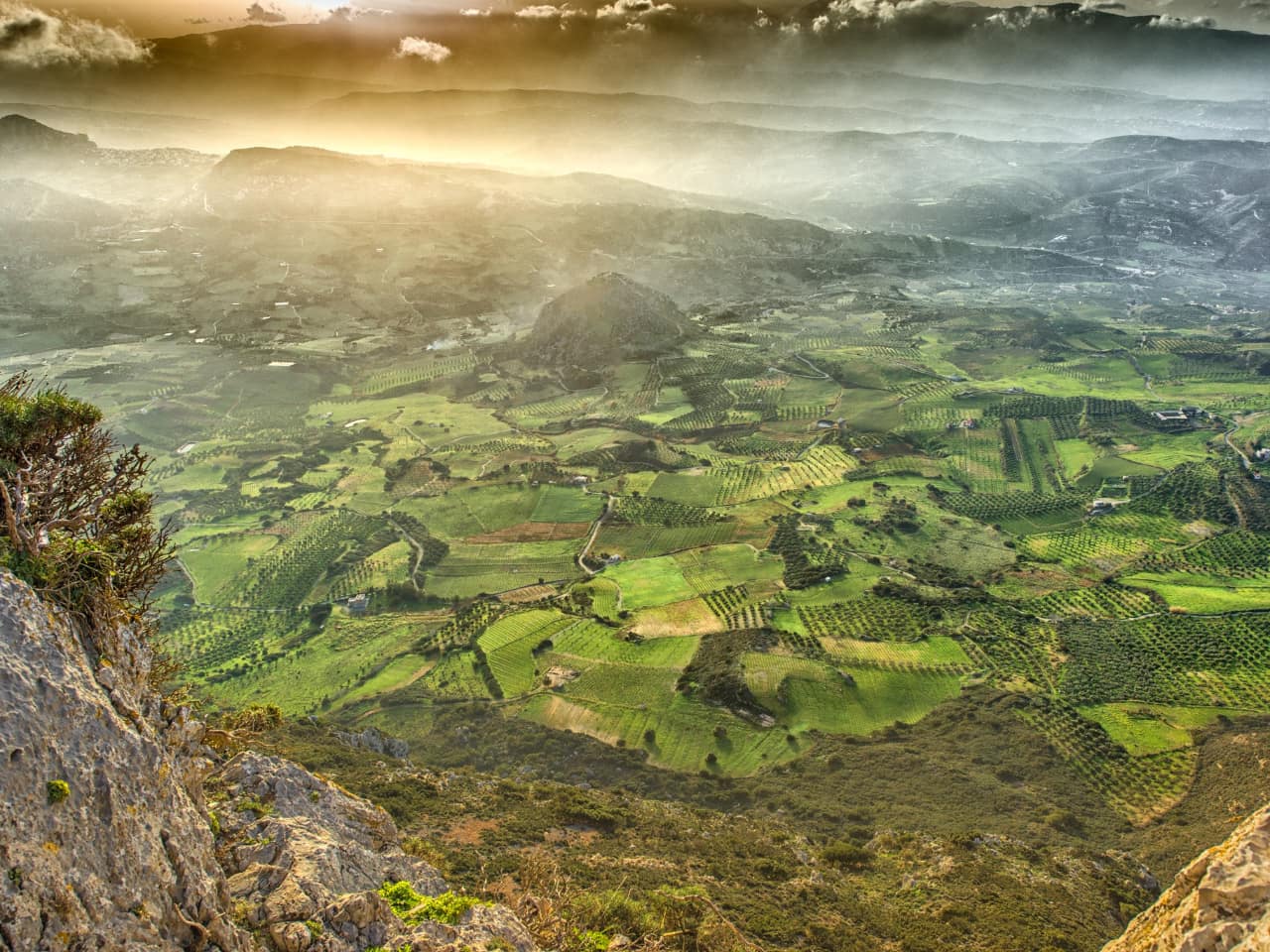 juktas mountain, jouktas mountain arhanes village, archanes village