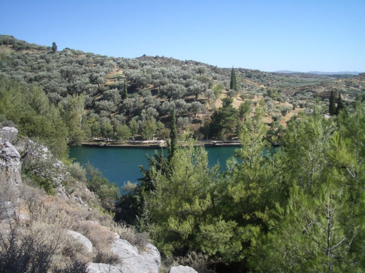 Zaros village travel guide, zaros village hotels, where to stay zaros village, activities zaros village, crete travel zaros, hiking zaros, zaros water, trout eat zaros crete, rouvas gorge zaros, bird watching zaros