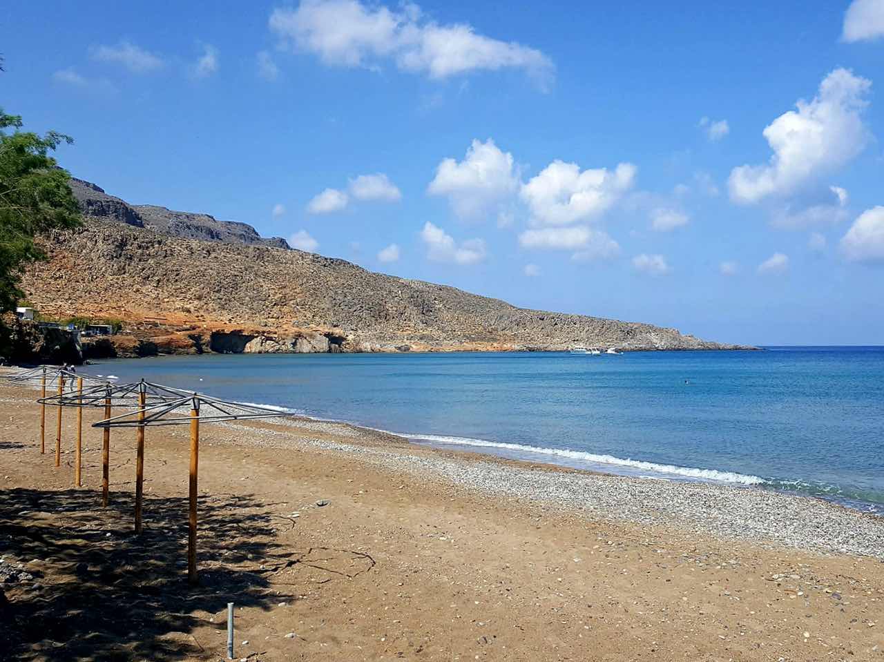 kato zakros travel guide, activities kato zakros crete, kato zakros where to stay, kato zakros hotels, things to do kato zakros, geopark sitia, dead's gorge hiking, hiking routes kato zakros, e4 european path kato zakros, east crete zakros, bird watching 