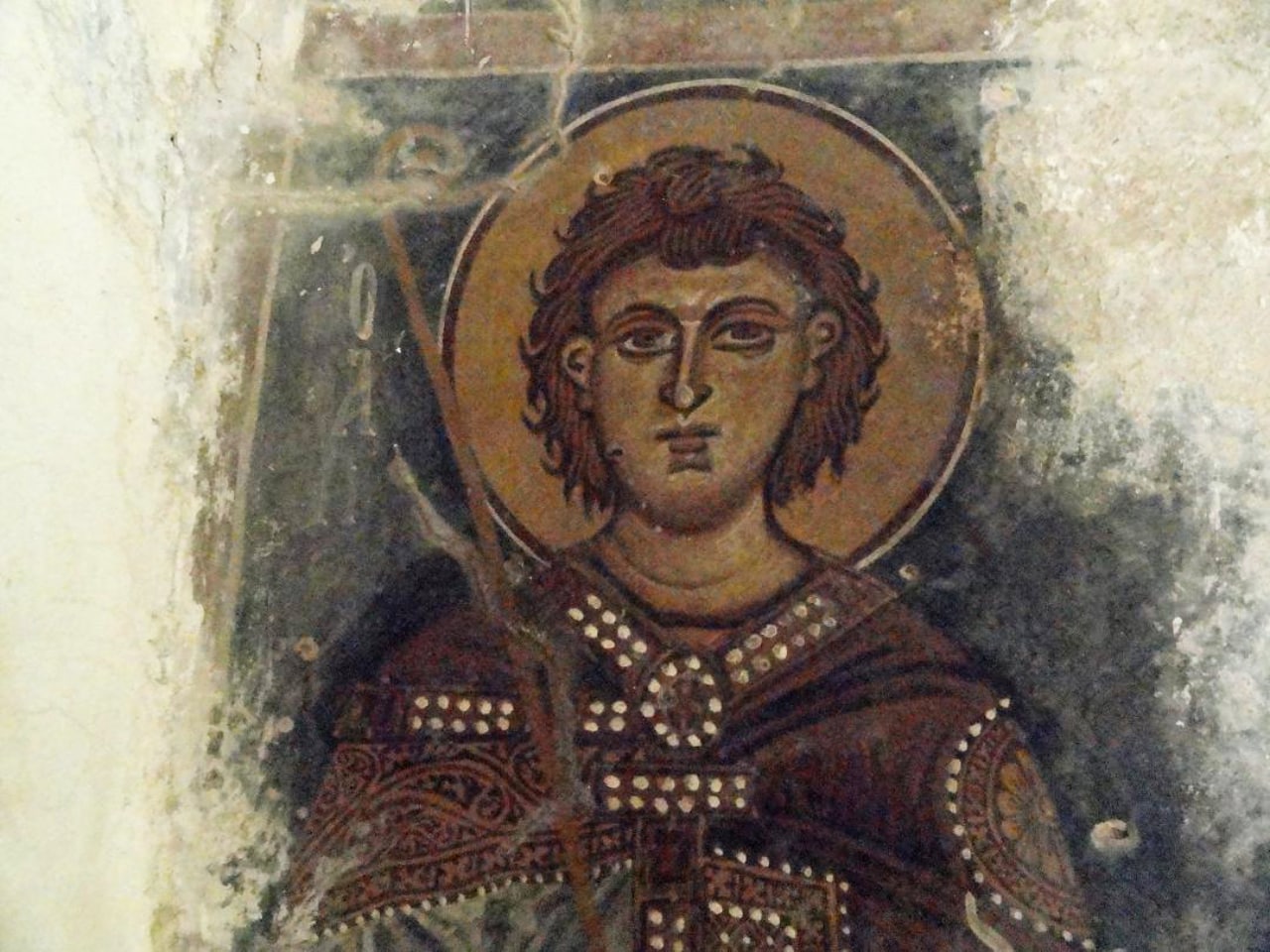Amazing frescoes is the small church of Agia Marina - Ravdoucha