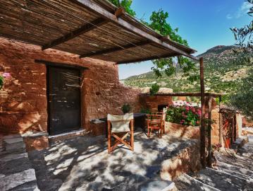 Aspros potamos traditional houses Makrigialos Crete, Aspros potamos mountain retreat, aspros potamos eco houses, aspros potamos hotel makrygialos, ecotourism crete, white river cottages makrigialos, aspros potamos rural houses crete