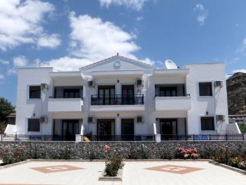 romantika apartments agia galini, best hotel agia galini, where to stay agia galini crete, small hospitable hotel beach agia galini, bed & breakfast hotel agia galini crete, sea view hotel apartments agia galini, studios agia galini