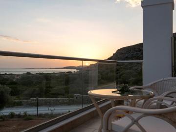 ariadne Suite libyan mare hotel suites, paleochora hotels, sea view hotel with pool, libian mare hotel paleochora, south chania small hotel sea view, south chania small hotel pool, where to stay paleochora, apartments paleochora
