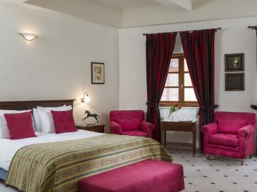one bedroom suite interior, casa delfino hotel chania, boutique hotel chania, best small hotel chania crete