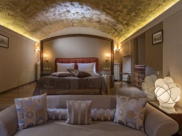 master suite casa delfino hotel, boutique hotel chania crete, best hotel chania, where to stay chania, luxury stay chania crete