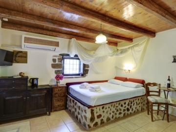 standard double room, elia traditional hotel chania crete, ano vouves elia inn, kolimvari elia hotel spa